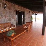Вилла Cercado Del Medio, Con Piscina Privada *
