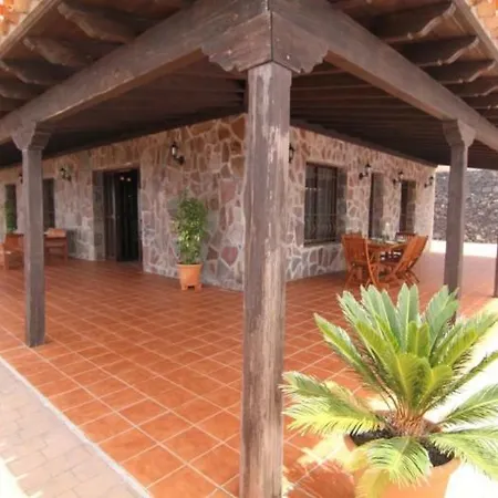 Cercado Del Medio, Con Piscina Privada 빌라