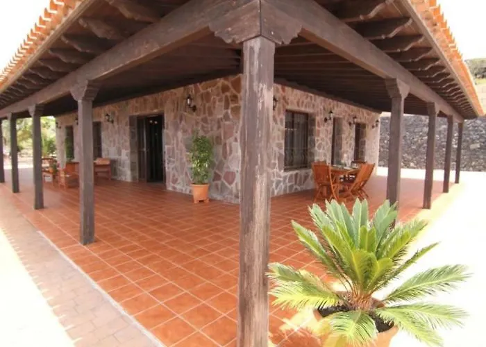 Cercado Del Medio, Con Piscina Privada فيلة